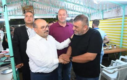 Balıkesir Valisi Ustaoğlu, Bigadiç Panayırında Vatandaşlarla Buluştu