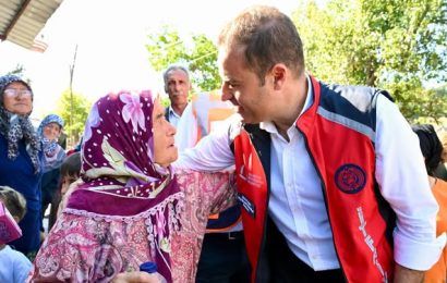 Balıkesir’de Deprem Sonrası Hızlı Müdahale: Başkan Akın, Devlet Yetkilileriyle Birlikte Halkla Buluştu