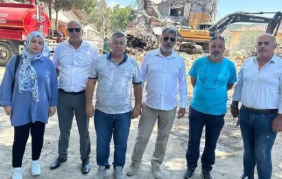 Sındırgı Depremi: Zafer Partisi Heyeti Afet Bölgesinde İncelemelerde Bulundu