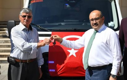 Balıkesir’e Yeni Ambulans Bağışı: Sağlık Hizmetleri Güçleniyor