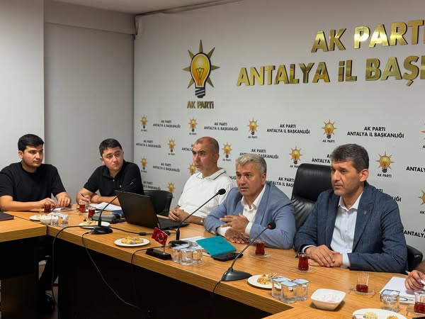 Antalya’da Teşkilat Toplantısı ile Kutlu Yürüyüş Kararlılıkla Devam Ediyor