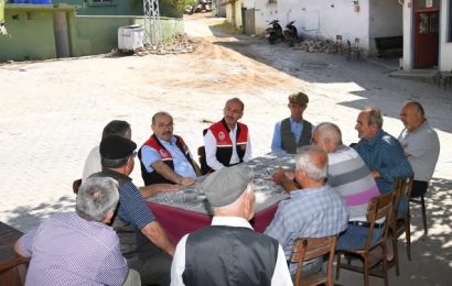 Balıkesir Valisi Ustaoğlu Kurtdere Mahallesi’nde Vatandaşlarla Buluştu