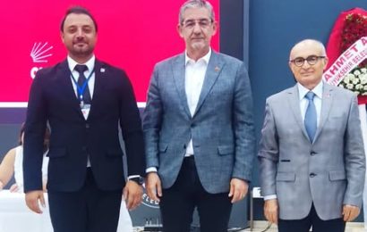 CHP Gömeç İlçe Kongresi’nde Özkan Güven Yeniden Başkan Seçildi