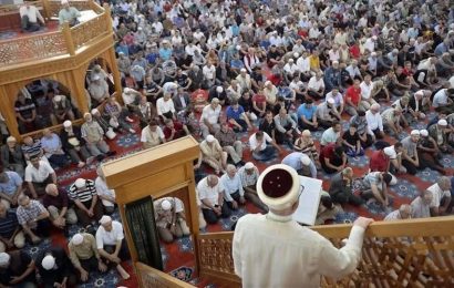 Cuma Hutbesi’nde Vurgulanan Etik İlkeler: Kul Hakkı, Fırsatçılık ve Haram İşlemler