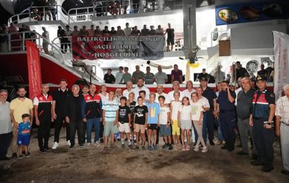 Balıkesir Erdek’te 2025-2026 Su Ürünleri Av Sezonu Açıldı