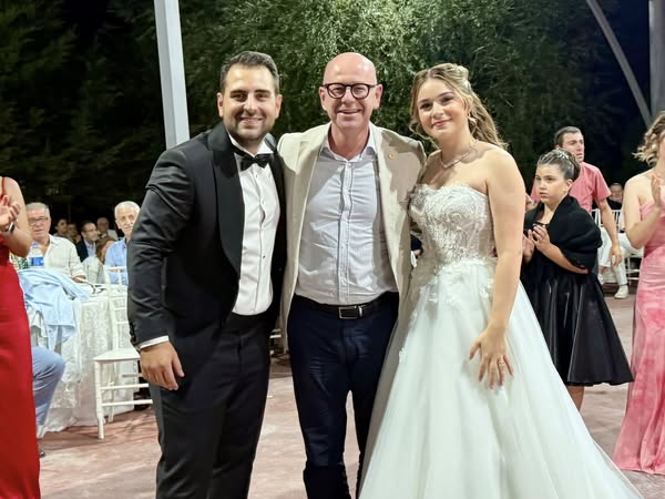 TBMM’de Çalışılan Özlem ve Ozan’ın Mutlu Günü