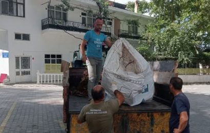 Marmara Adalar’da Parke ve Temizlik Çalışmaları Devam Ediyor