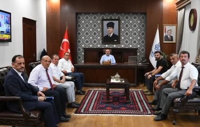 Balıkesir Valisi Ustaoğlu, İlçe Muhtarlarıyla İstişare Toplantısı Gerçekleştirdi