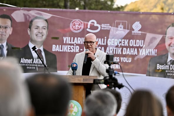 Sındırgı-Gördes Yolu Açıldı: Şehirler Arası Bağlantı ve Dostluk Köprüsü