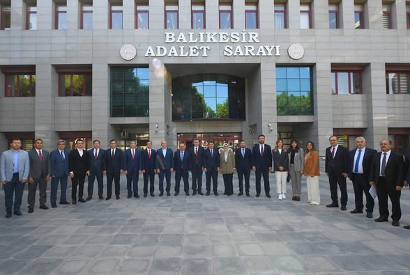 Balıkesir’de Adalet Bakanı ve Vali’den Adliye Ziyareti