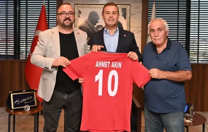 Balıkesir Büyükşehir Belediyesi, Altıeylül Muhtarı ve Spor Kulübü Başkanıyla Buluştu