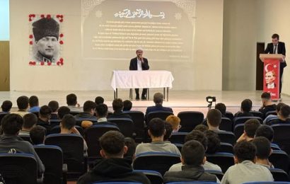 Bandırma’da Ahilik ve İslam Ticaret Ahlakı Konferansı Düzenlendi