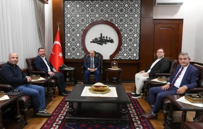 Balıkesir Milletvekili Ekrem Gökay Yüksel, Vali İsmail Ustaoğlu’nu Ziyaret Etti