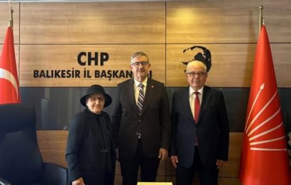 CHP Balıkesir’de Yeni Dönem Ziyareti: Ali Yıldırım ve Eşinden İl Başkanı Erden Köybaşı’na Başarı Temennisi