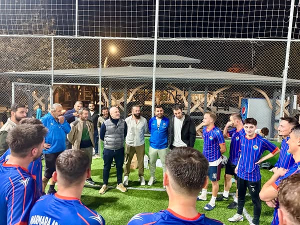 Marmara Adalar Belediye Başkanı, Futbol Takımına Yeni Sezon Moral Ziyareti