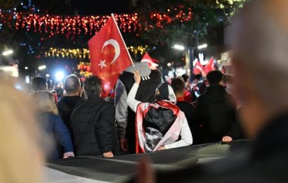 Balıkesir’de Cumhuriyet Bayramı Coşkusu: İlelebet Cumhuriyet