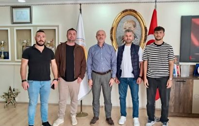 Avşa Spor Kulübü, Marmara Adalar Belediye Başkanı’nı Ziyaret Etti