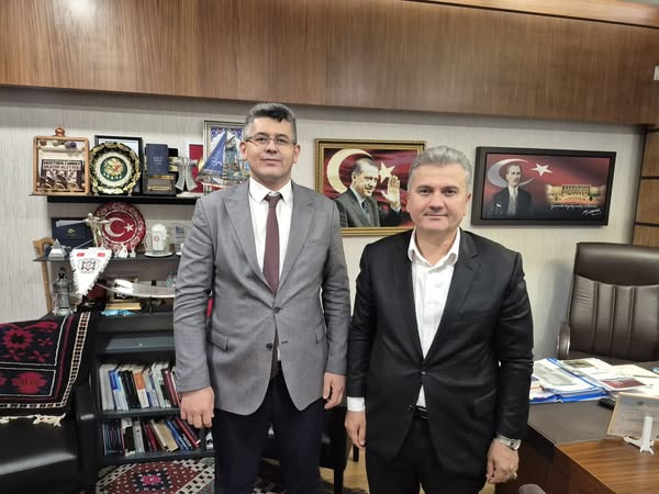 Balıkesir Edremitli Hemşehri, TBMM’de Denizcilik Genel Müdür Yardımcısı Tarafından Ziyaret Edildi