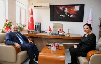 Balıkesir Valisi Ustaoğlu, Yeni İl Kültür ve Turizm Müdürü Vurucu’yu Ziyaret Etti