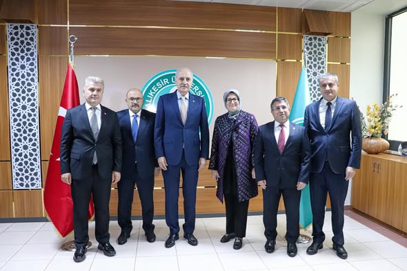 TBMM Başkanı Kurtulmuş, Balıkesir Üniversitesi’ni Ziyaret Etti