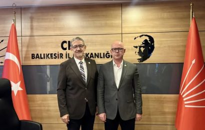 CHP Balıkesir’de Yeni İl Başkanı Erden Köybaşı Görevine Başladı
