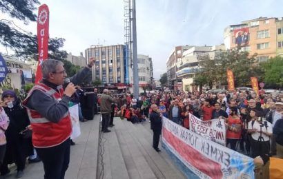 Burhaniye’de “Ekmek, Toprak ve Adalet” Buluşması: Adalet Talebi Yükseldi