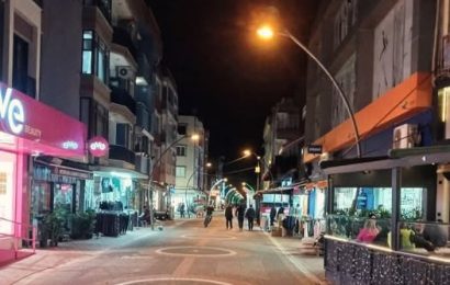 Gönen Şehir Parkı Girişindeki Işıklar Söküldü