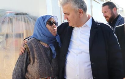 Balıkesir Sındırgı’da Depremzedeler Ziyaret Edildi