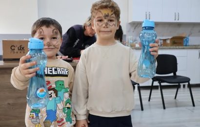 Marmara Adaları’nda Okullarda Doğum Günü Sürprizi