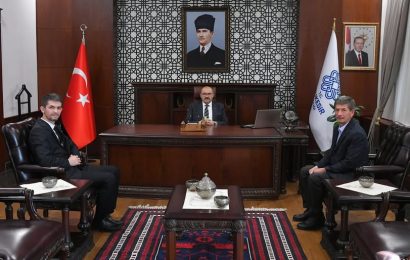 Balıkesir İl Müftü Yardımcısı Vali Ustaoğlu’nu Ziyaret Etti