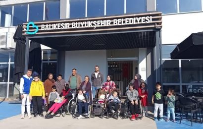 Marmara Adalı Özel Çocukların Binicilik Terapi Keyfi