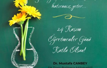 24 Kasım Öğretmenler Günü’nde Öğretmenlere Sevgi ve Şefkatle Eğiten Eller Selamlandı