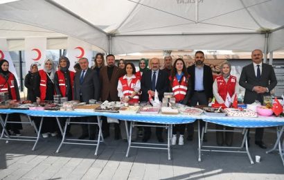 Balıkesir’de Şefkat Pazarı Kermesi Düzenlendi