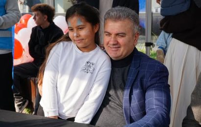 AK Parti Gençlik Kolları, Çocuk Hakları Günü’nde Miniklerle Buluştu