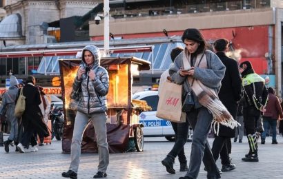 Meteoroloji’den Soğuk Hava Uyarısı: İstanbul, Bursa ve Balıkesir’de Hafta Başından İtibaren Sıcaklıklar Düşüyor