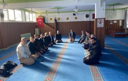 Bandırma’da Din Görevlileri “Oku Yorum” Projesi Kapsamında Kitap Müzakerelerine Devam Ediyor