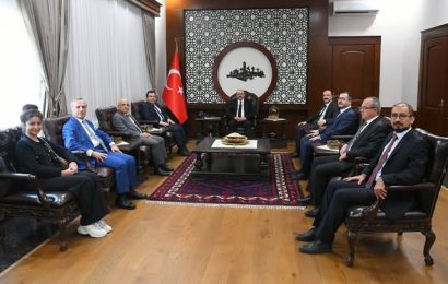 Balıkesir Valisi Ustaoğlu’na Bakanlık Heyetinden Ziyaret