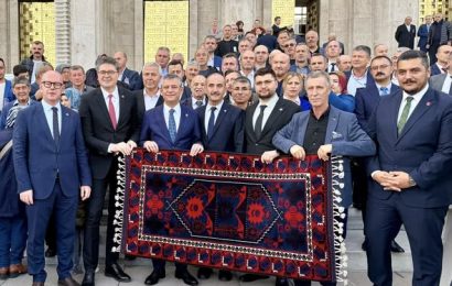 CHP Sındırgı ve Savaştepe İlçe Başkanları Gazi Meclisi’nde Ağırlandı