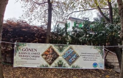 Gönen’de Kadın El Emeği Yılbaşı Çarşısı Açıldı