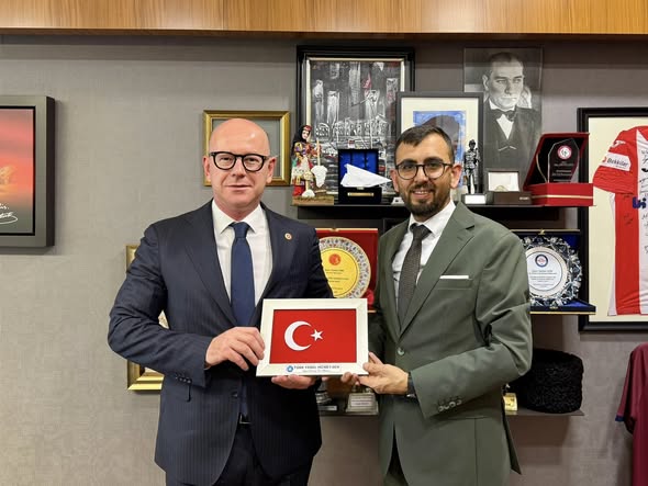 Emek Mücadelesi Meclis’te Konuşuldu: Yerel Yönetim Çalışanlarının Talepleri Masaya Yatırıldı