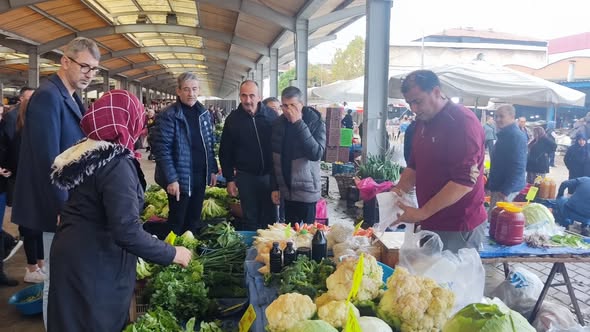 CHP Balıkesir’de Vatandaş Buluşmalarına ve Sosyal Destek Paketlerine Devam Ediyor