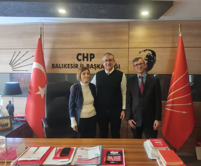 CHP Balıkesir İl Başkanlığı’na Altı Nokta Körler Derneği’nden Anlamlı Ziyaret