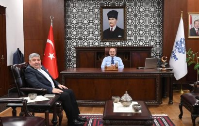 Memur-Sen Balıkesir İl Başkanı Vali Ustaoğlu’nu Ziyaret Etti