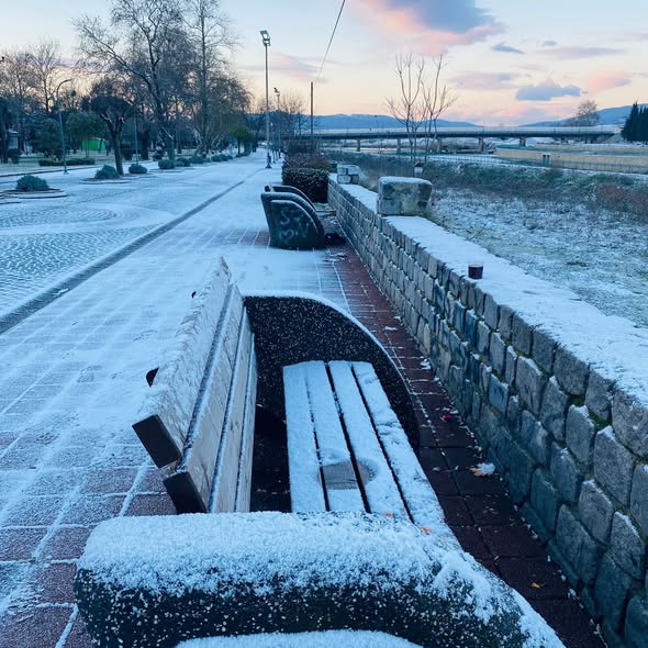 Gönen’de 2026 Yılına Kar Yağışı ile Uyanış